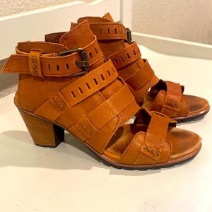 Sorel Nadia Leather Heeled Sandal